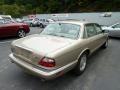 Topaz Metallic - XJ Vanden Plas Photo No. 4