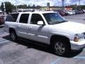 Summit White - Suburban 1500 LT Photo No. 4