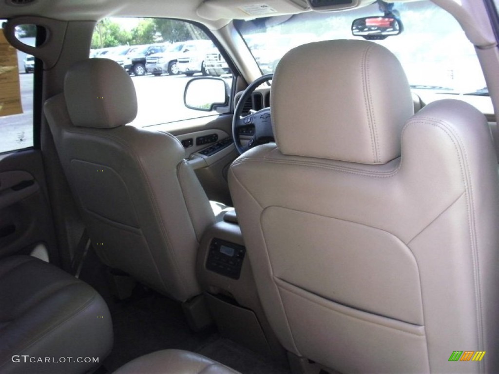 Tan/Neutral Interior 2003 Chevrolet Suburban 1500 LT Photo #54539919