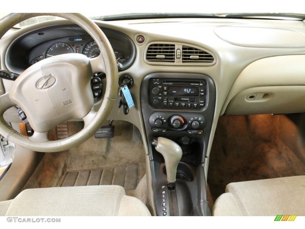 2000 Oldsmobile Alero GL Sedan Neutral Dashboard Photo #54541488