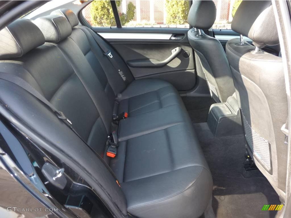 2004 3 Series 325i Sedan - Jet Black / Black photo #16