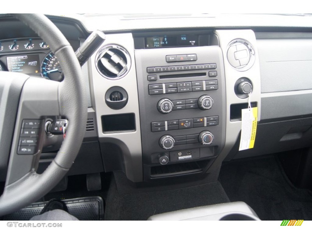 2011 Ford F150 XLT SuperCab Controls Photo #54543102