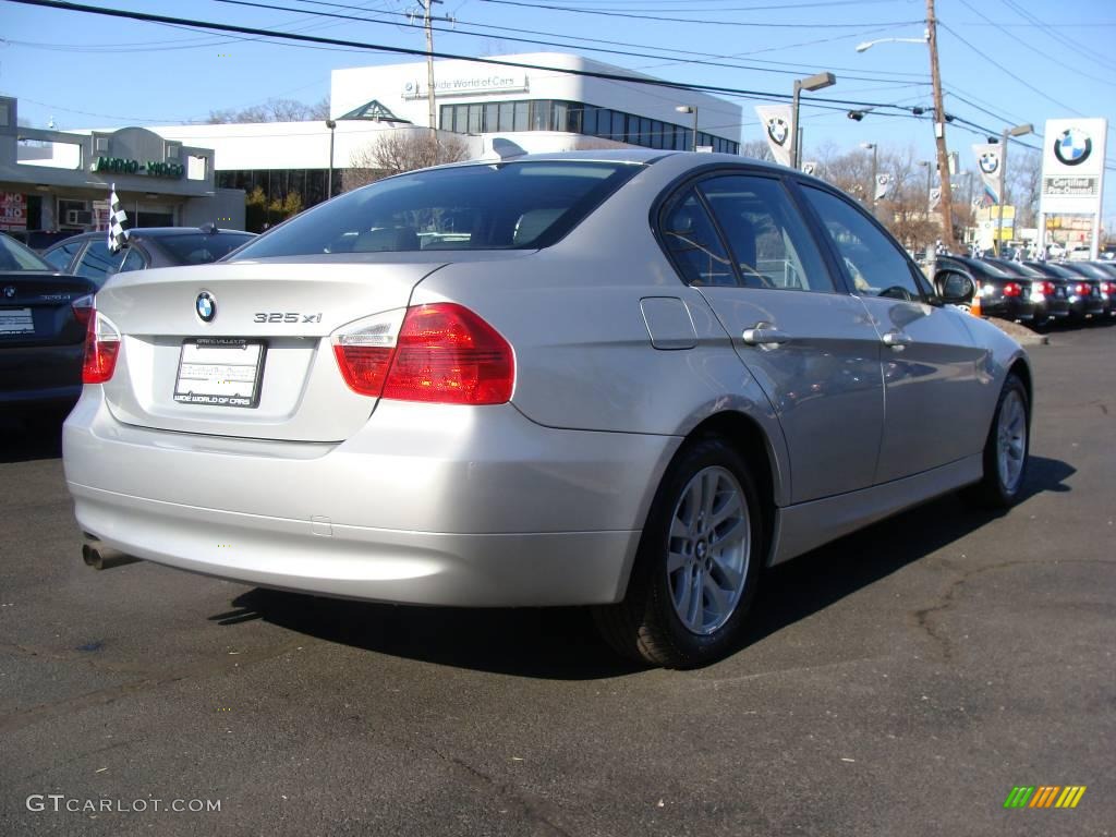 2006 3 Series 325xi Sedan - Titanium Silver Metallic / Black photo #4