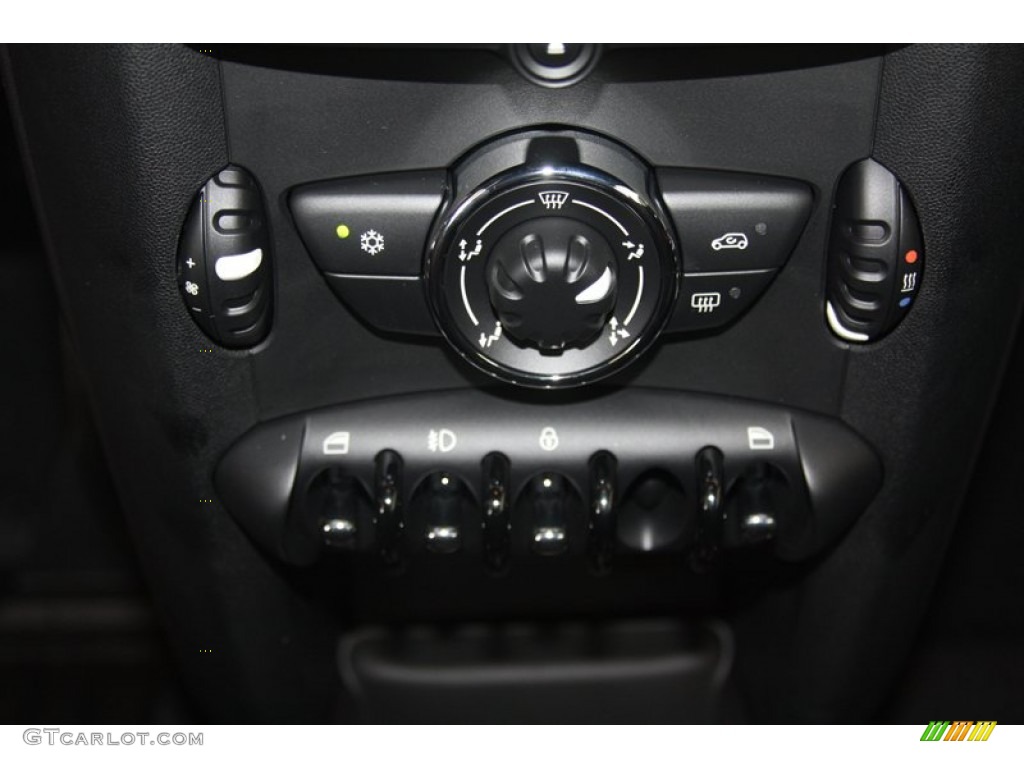 2012 Mini Cooper S Coupe Controls Photo #54548906