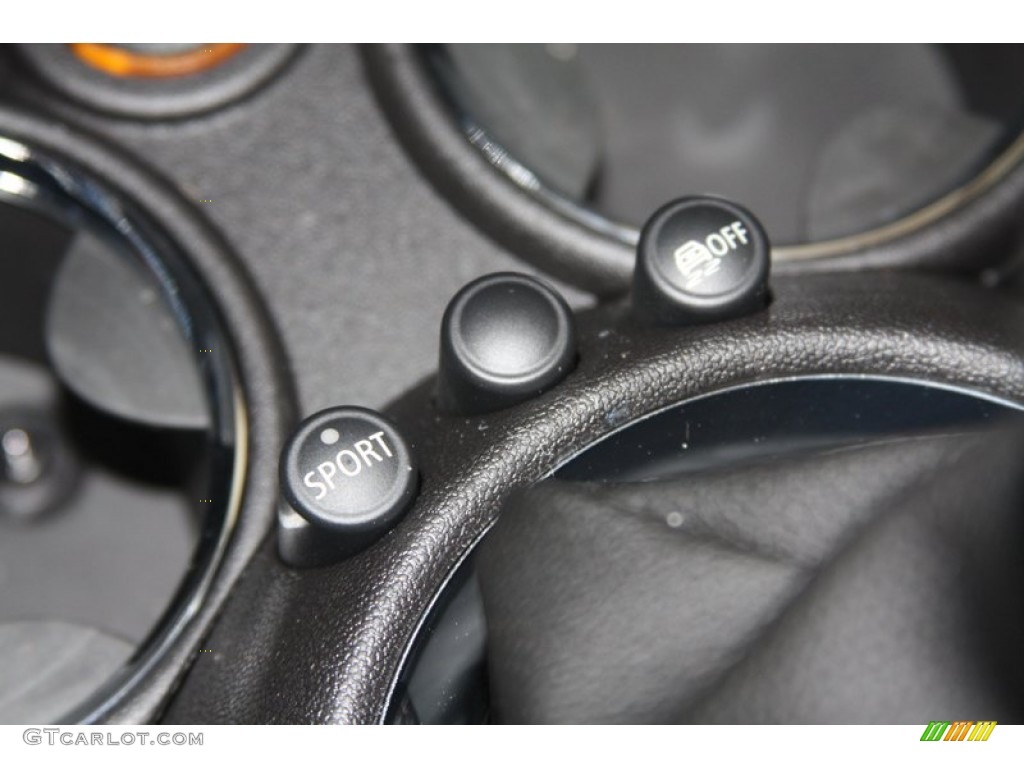 2012 Mini Cooper S Coupe Controls Photo #54548913
