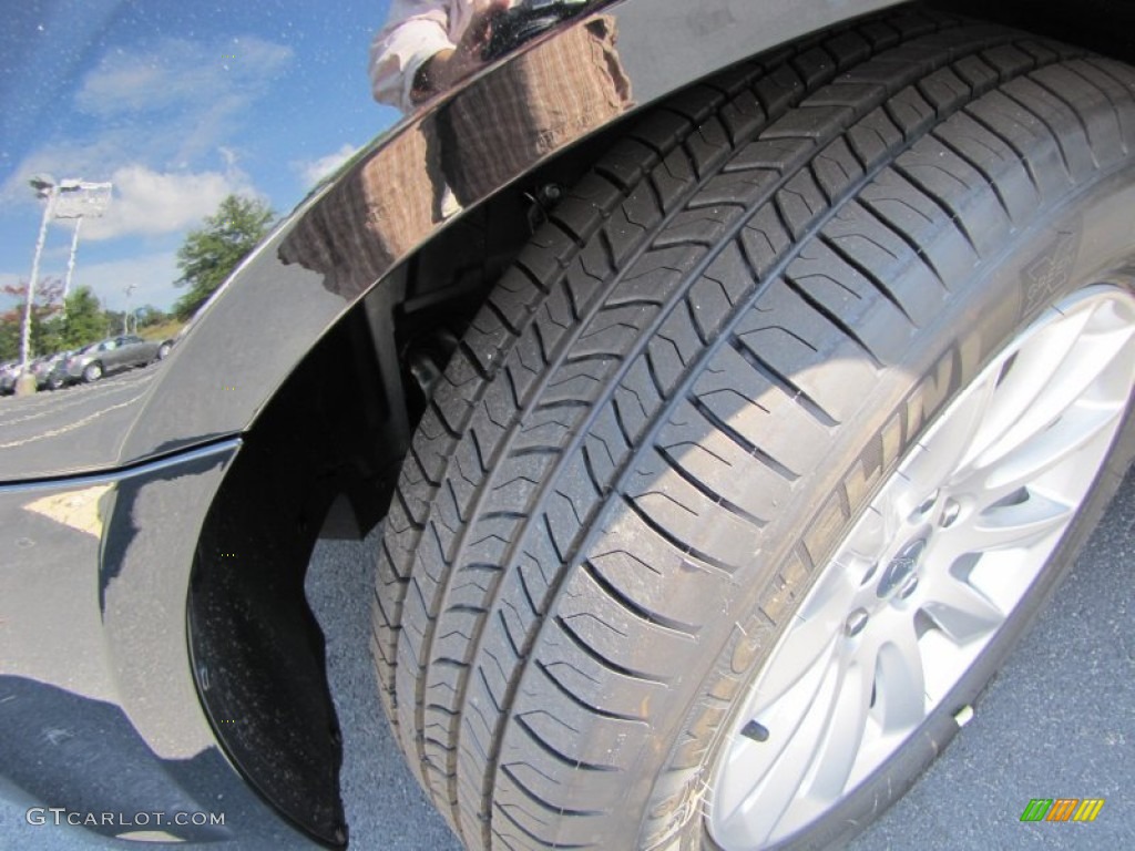 2012 300  - Gloss Black / Black photo #11