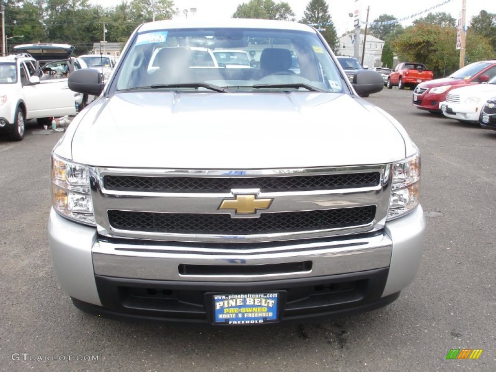 2011 Silverado 1500 Regular Cab - Sheer Silver Metallic / Dark Titanium photo #2