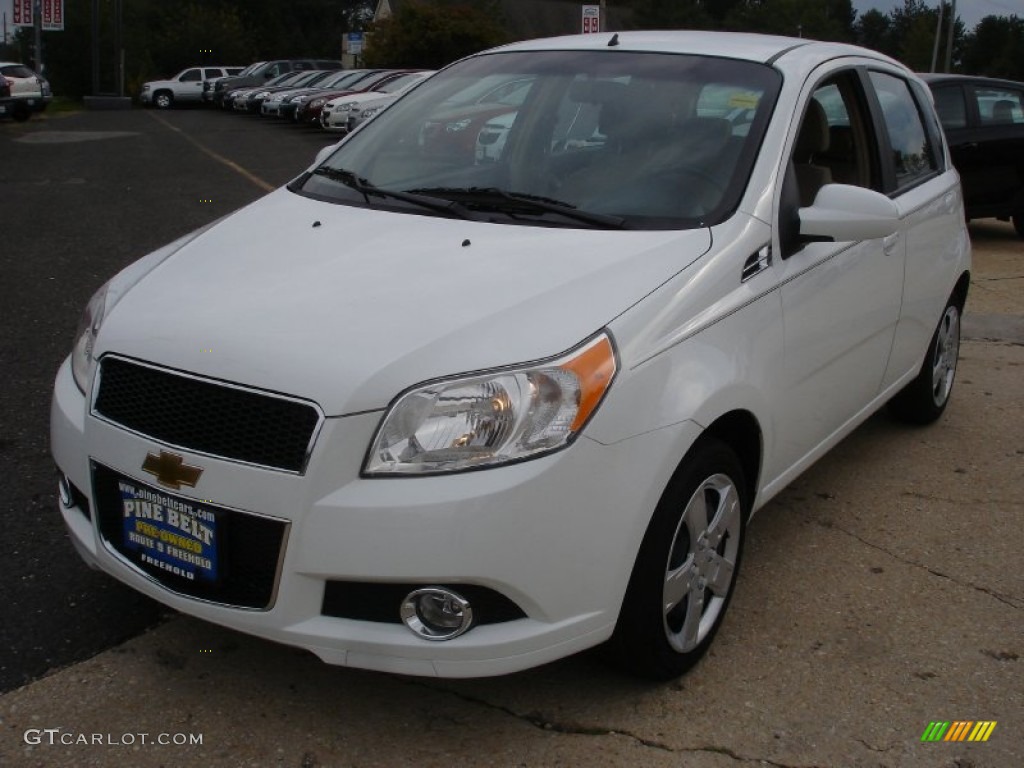 Summit White Chevrolet Aveo