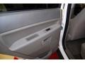 Stone White - Grand Cherokee Laredo Photo No. 13