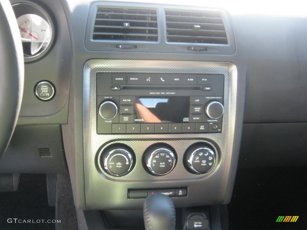 2012 Dodge Challenger R/T Audio System Photo #54552438