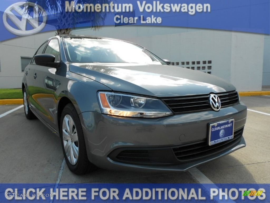 Platinum Gray Metallic Volkswagen Jetta