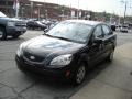Black - Rio LX Sedan Photo No. 4