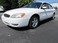 Vibrant White - Taurus SES Sedan Photo No. 1