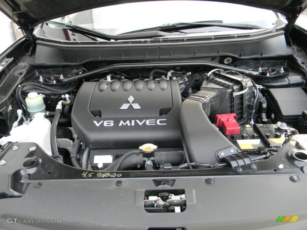 2010 Mitsubishi Outlander XLS 4WD 3.0 Liter DOHC 24-Valve MIVEC V6 Engine Photo #54556281