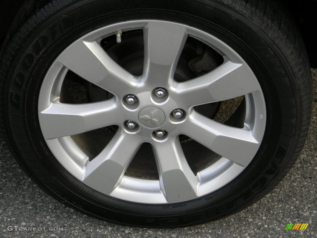 2010 Mitsubishi Outlander XLS 4WD Wheel Photo #54556356