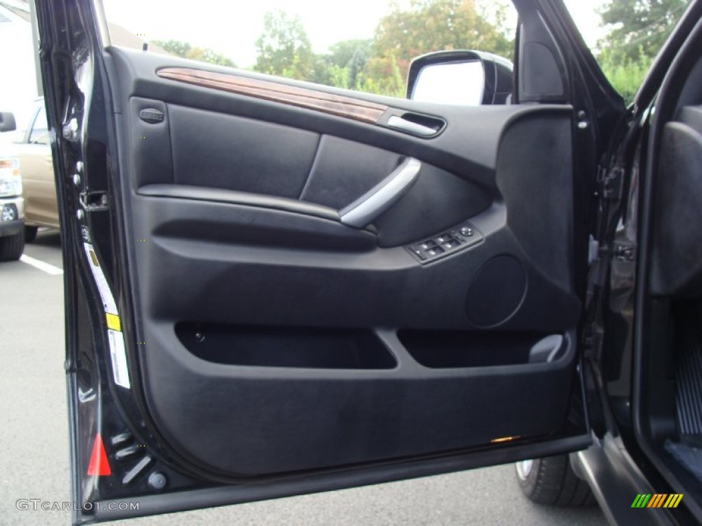 2006 BMW X5 4.8is Door Panel Photos