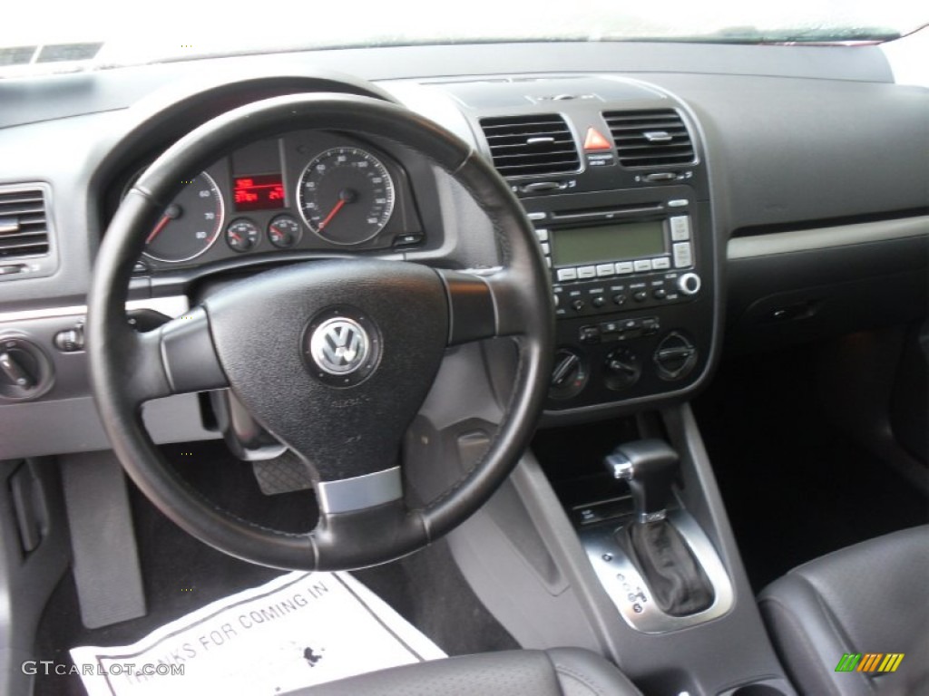 2009 Jetta Wolfsburg Edition Sedan - Salsa Red / Anthracite photo #7