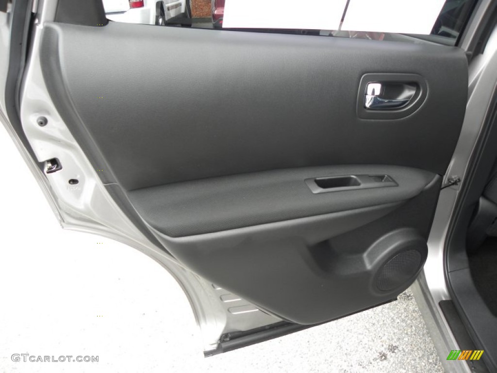 2011 Rogue SV - Platinum Graphite / Black photo #7