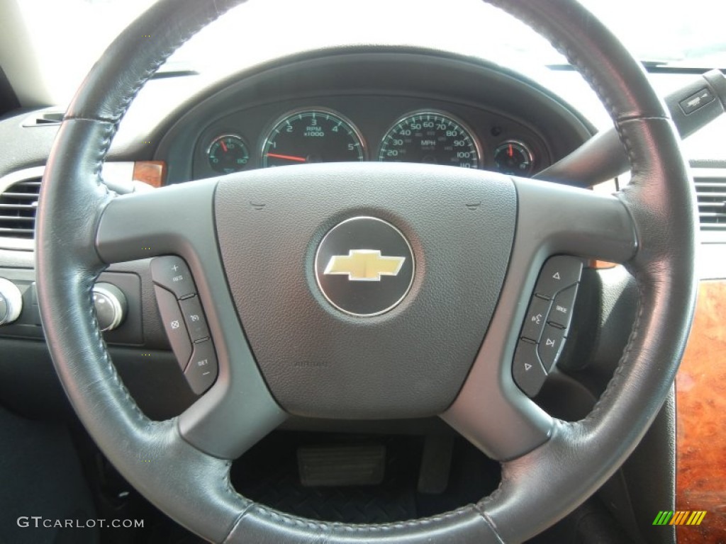 2008 Chevrolet Silverado 1500 LTZ Crew Cab 4x4 Ebony Steering Wheel Photo #54560278