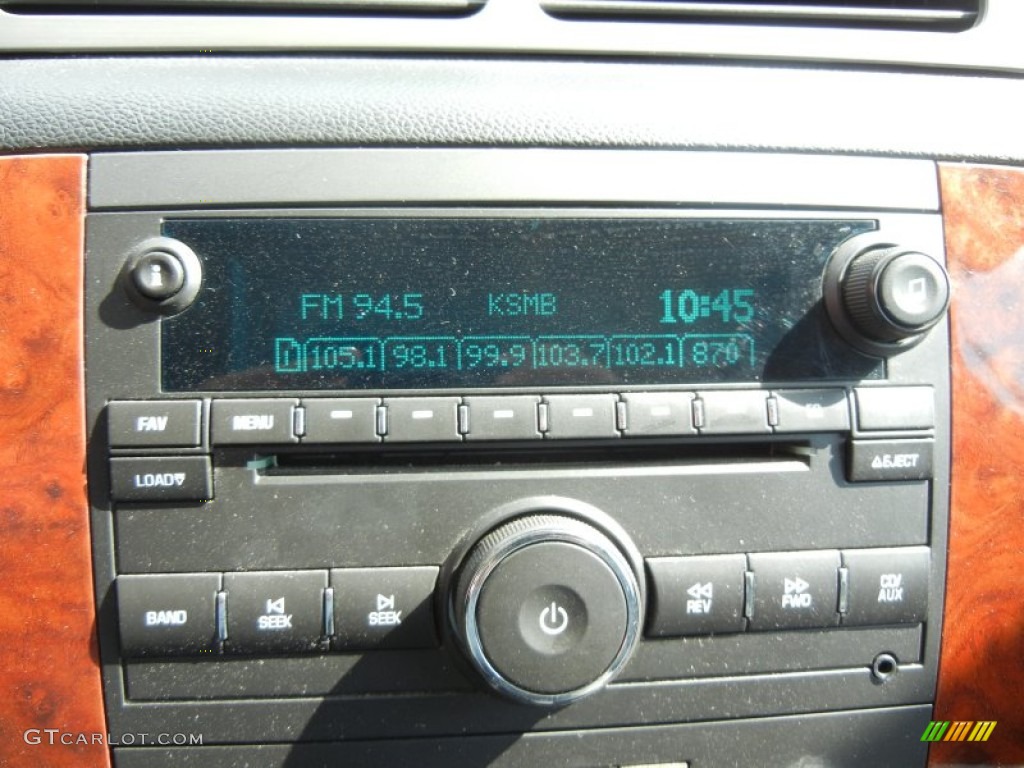 2008 Chevrolet Silverado 1500 LTZ Crew Cab 4x4 Audio System Photo #54560316