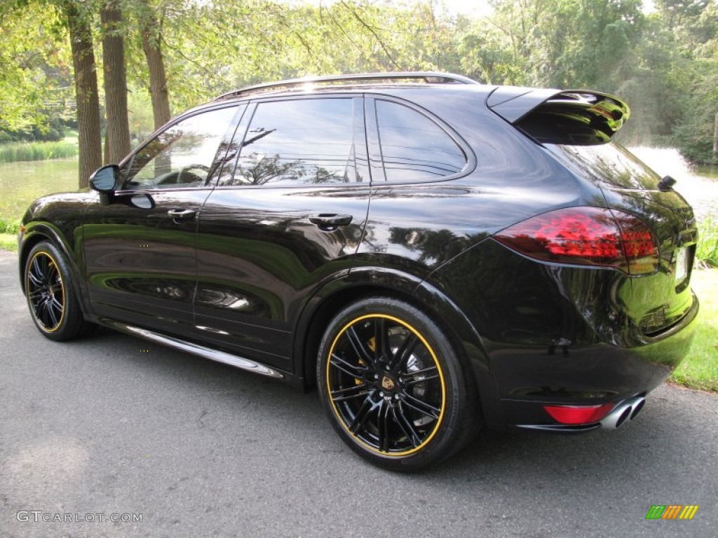 Jet Black Metallic 2012 Porsche Cayenne Turbo Exterior Photo #54561558