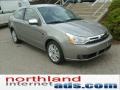 2008 Vapor Silver Metallic Ford Focus SE Coupe  photo #2