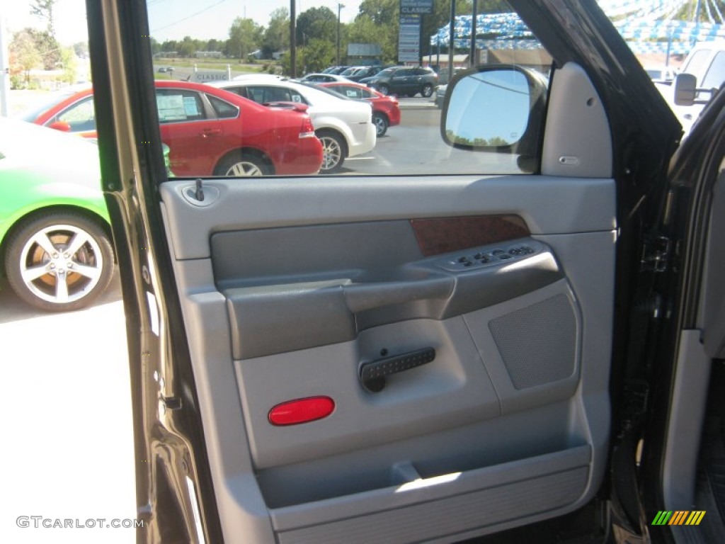 2008 Ram 1500 Laramie Quad Cab 4x4 - Brilliant Black Crystal Pearl / Medium Slate Gray photo #16