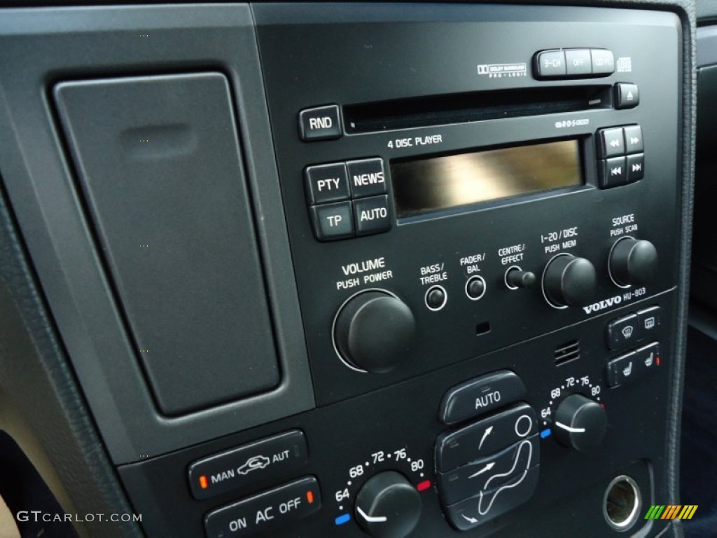 2004 Volvo S60 R AWD Audio System Photo #54565269