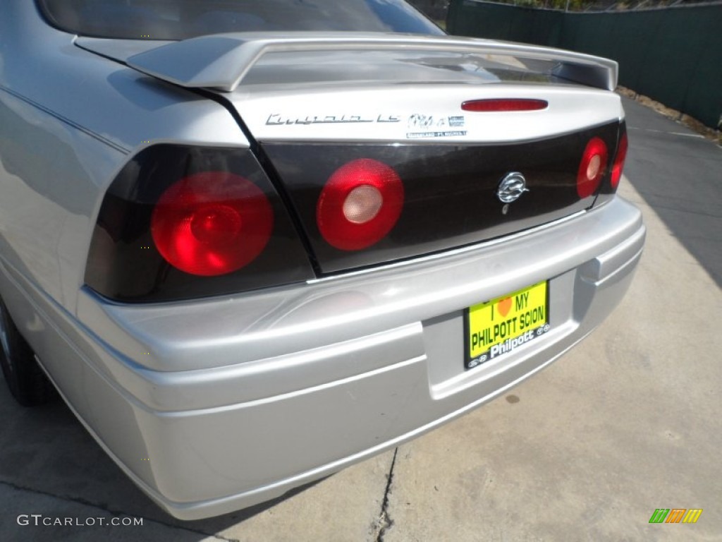 2004 Impala LS - Galaxy Silver Metallic / Medium Gray photo #17