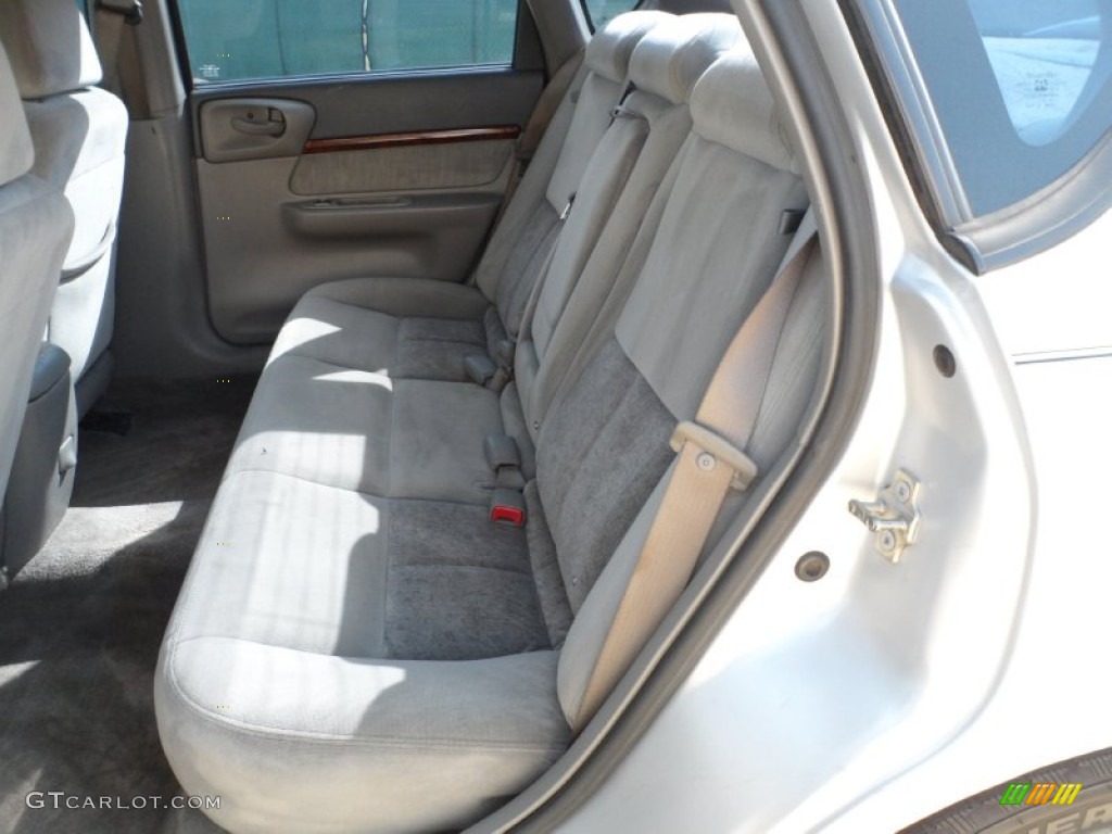 2004 Impala LS - Galaxy Silver Metallic / Medium Gray photo #26