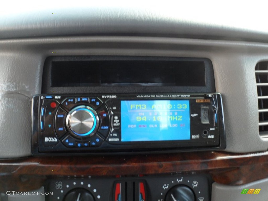 2004 Impala LS - Galaxy Silver Metallic / Medium Gray photo #33