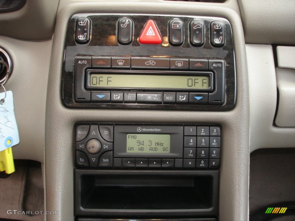 2002 Mercedes-Benz CLK 430 Coupe Controls Photo #54566772