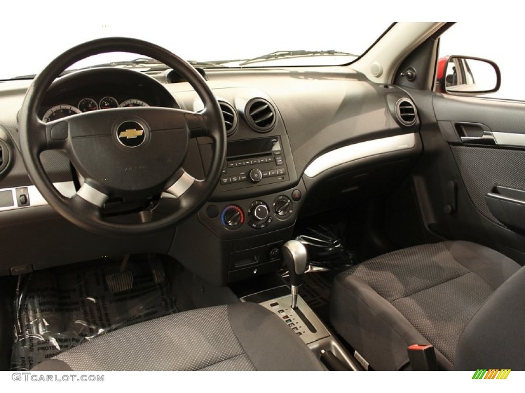 2010 Aveo LT Sedan - Victory Red / Charcoal photo #7