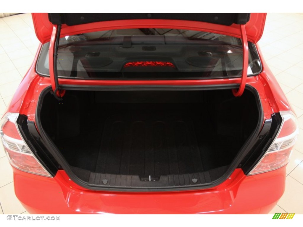 2010 Aveo LT Sedan - Victory Red / Charcoal photo #17