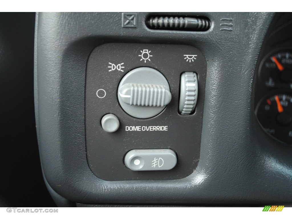 2001 GMC Sonoma SLS Extended Cab Controls Photo #54571928