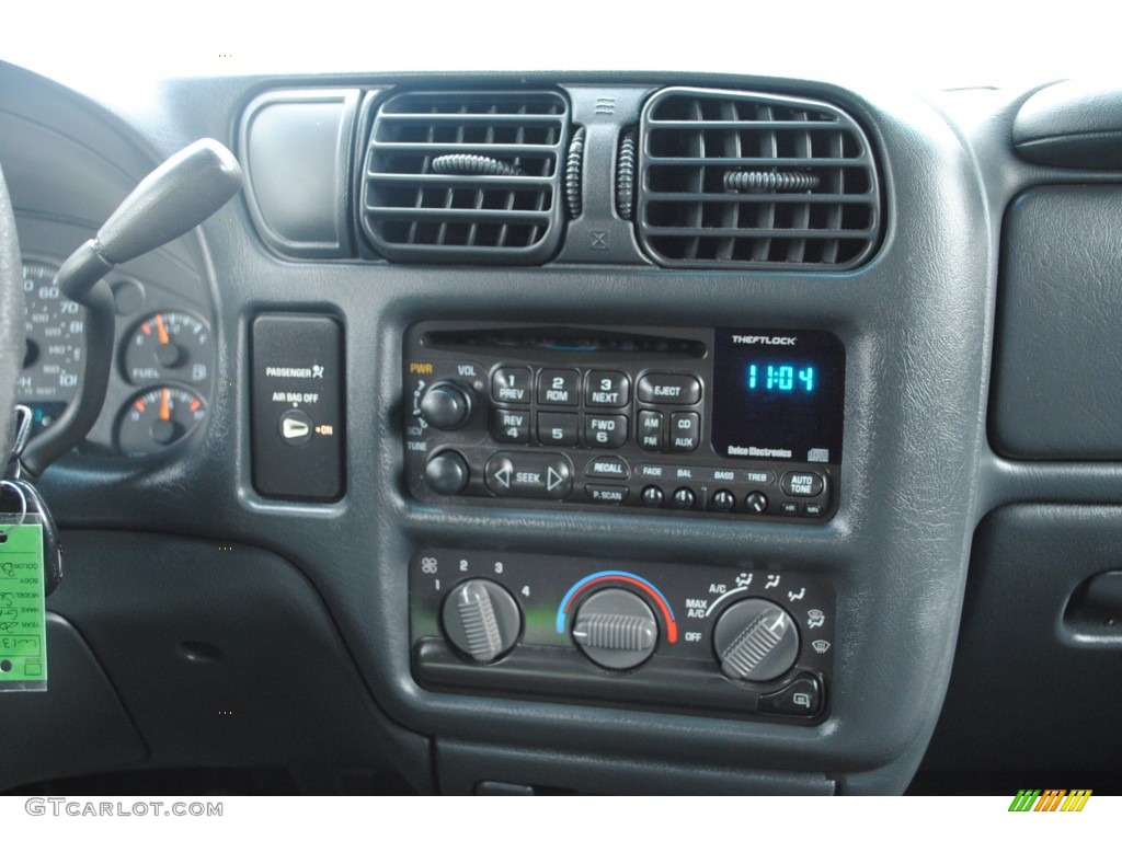 2001 GMC Sonoma SLS Extended Cab Controls Photos