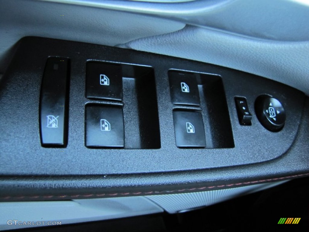 2010 GMC Terrain SLT AWD Controls Photo #54572424