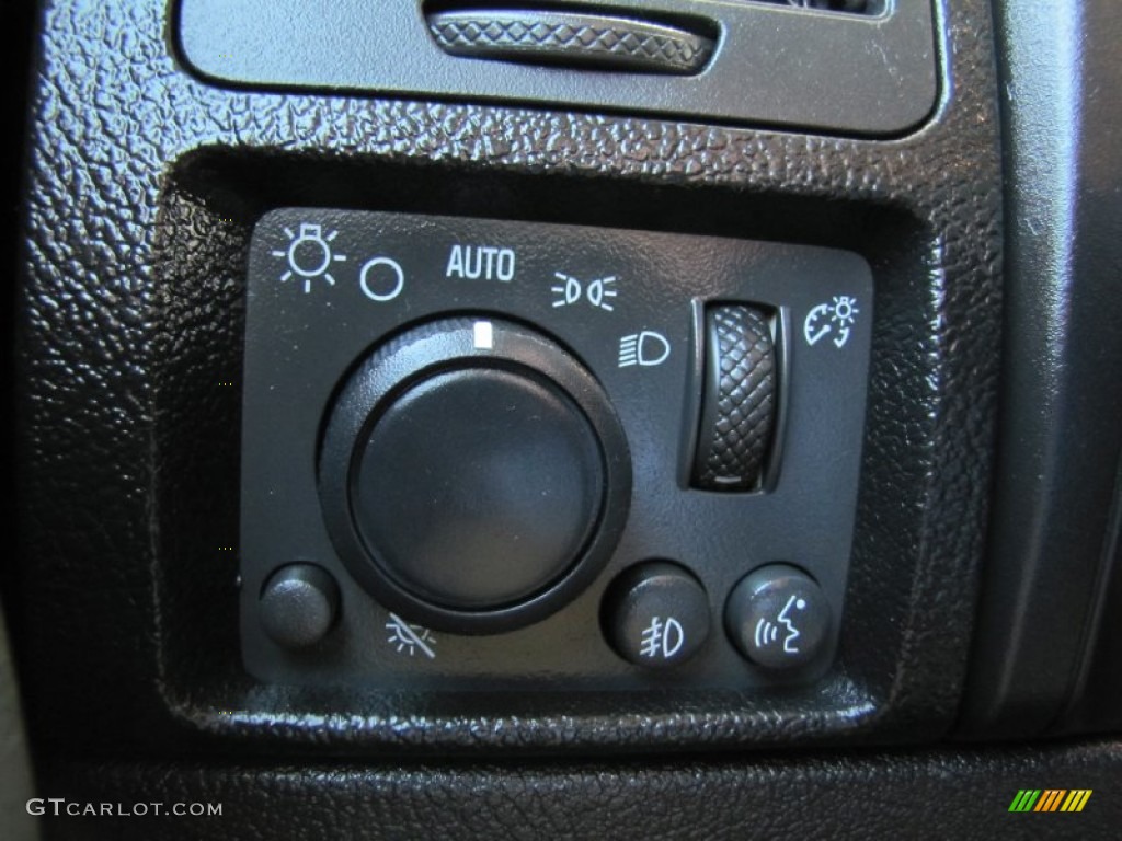 2010 Hummer H3 Alpha Controls Photo #54572922