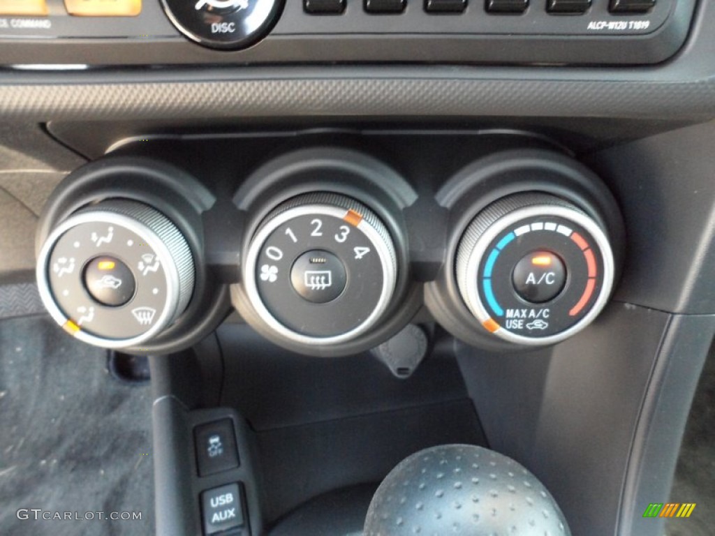 2012 Scion tC Standard tC Model Controls Photo #54573197