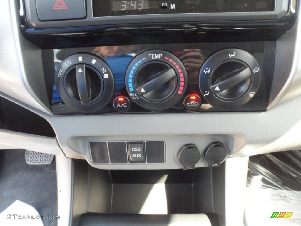 2012 Toyota Tacoma V6 SR5 Prerunner Double Cab Controls Photo #54573399