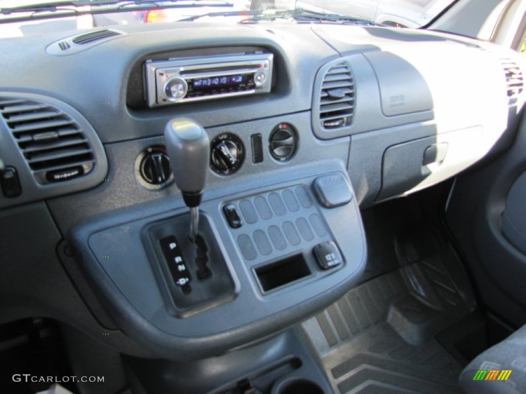 2006 Dodge Sprinter Van 2500 Cargo Controls Photo #54573657