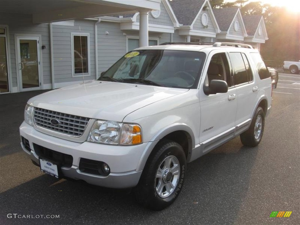 2002 Explorer Limited 4x4 - Oxford White / Medium Parchment photo #2