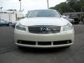 Ivory Pearl - M 35x Sedan Photo No. 2