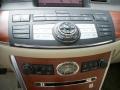 Ivory Pearl - M 35x Sedan Photo No. 16