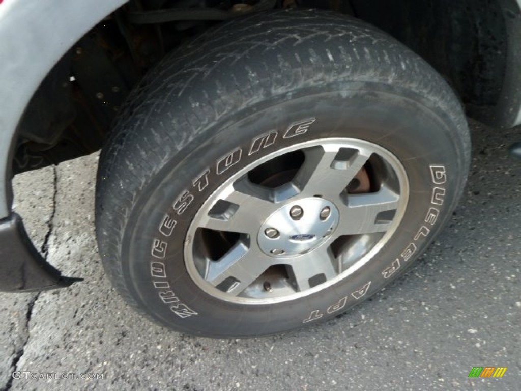 2005 F150 FX4 SuperCab 4x4 - Bright Red / Medium Flint Grey photo #7