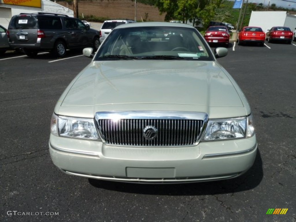 2004 Grand Marquis GS - Silver Birch Metallic / Medium Parchment photo #6