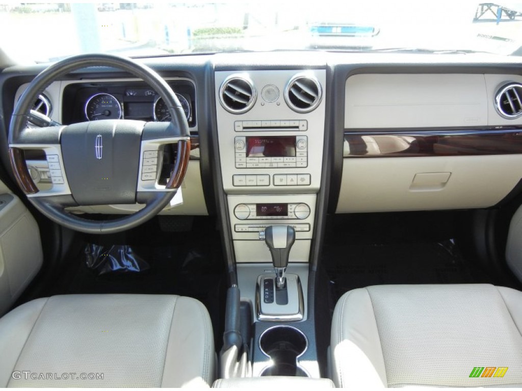 2008 MKZ Sedan - Vivid Red Metallic / Light Stone photo #20