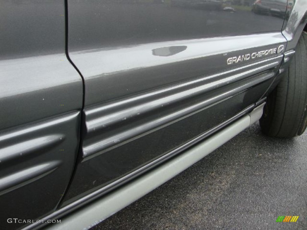 2003 Grand Cherokee Overland 4x4 - Graphite Metallic / Dark Slate Gray/Light Slate Gray photo #38