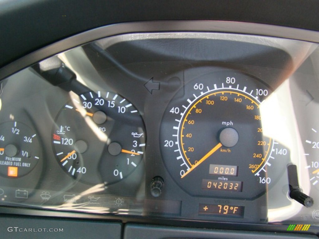 1993 S Class 300 SE - Black Pearl Metallic / Grey photo #3