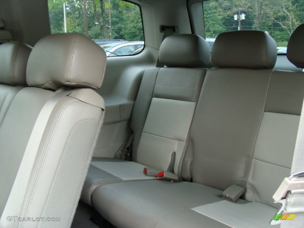 Dark Khaki/Light Graystone Interior 2007 Chrysler Aspen Limited 4WD Photo #54582722